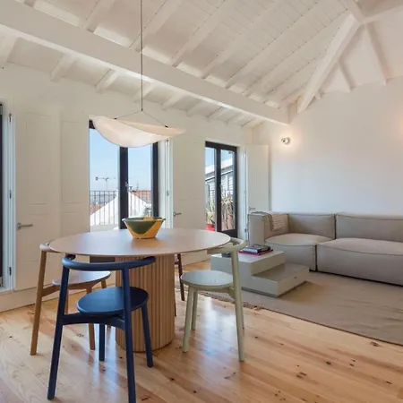 Apartment Boavista Penthouse W/ 2 Balconies & Ac By Lovelystay Porto